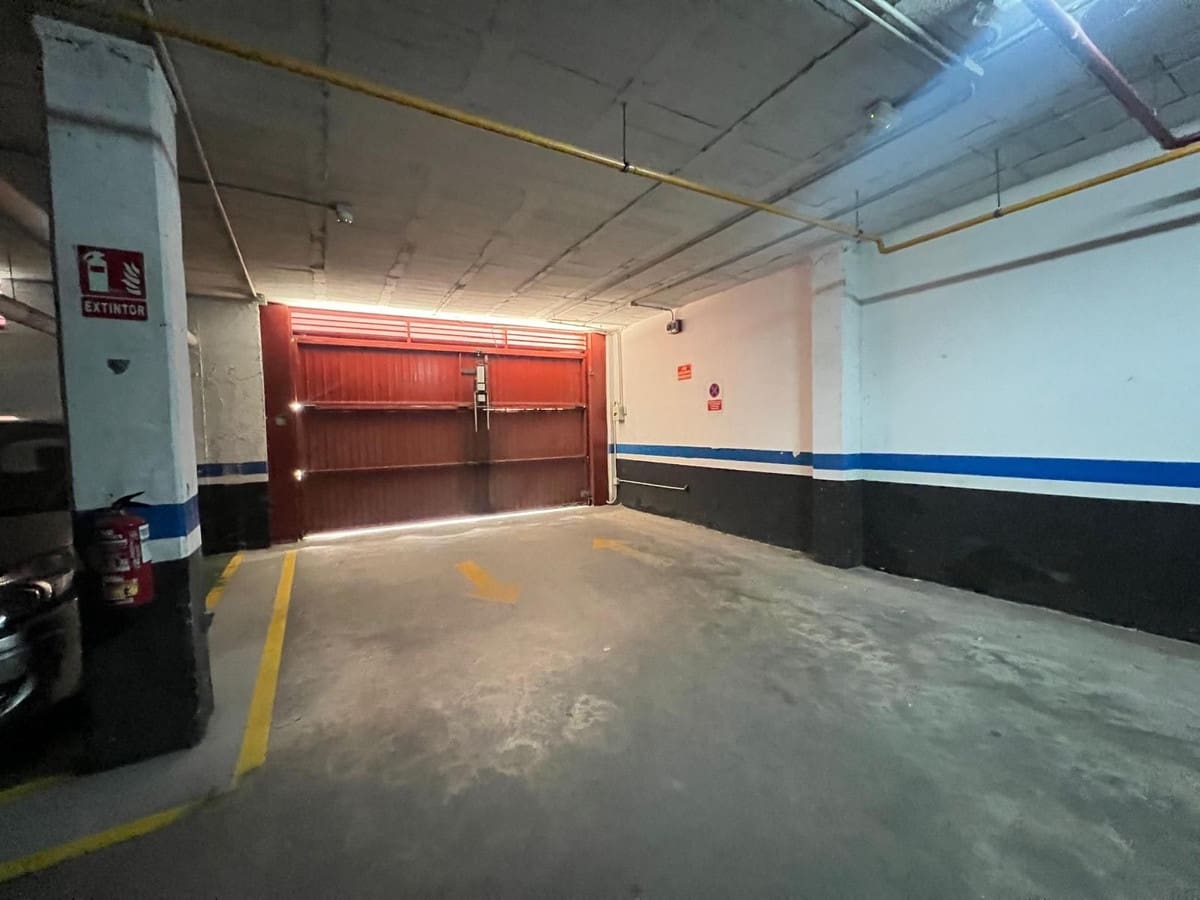 3 bedroom Apartment for sale in Malaga city with pool garage - € 418,900 (Ref: 10128347)
