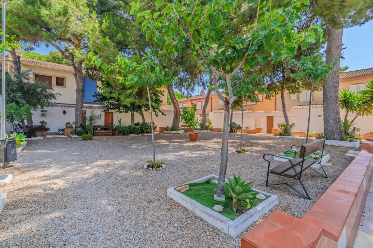 3 slaapkamer Huis te koop in Los Alcazares met garage - € 298.000 (Ref: 10128355)