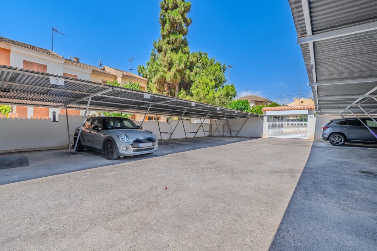 3 slaapkamer Huis te koop in Los Alcazares met garage - € 298.000 (Ref: 10128355)