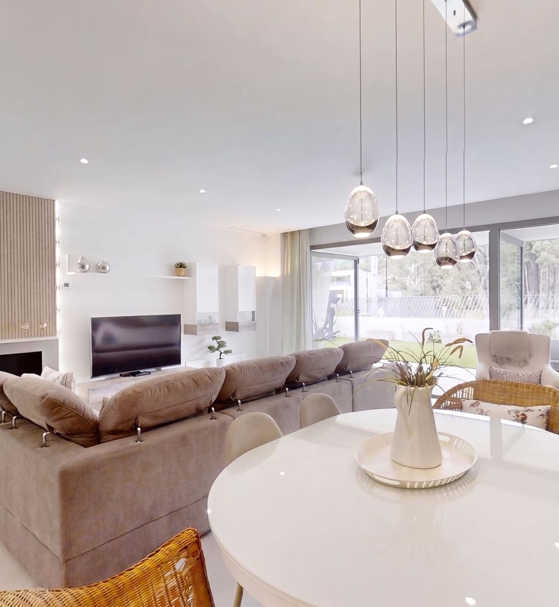 3 slaapkamer Villa te koop in Mijas Costa met zwembad garage - € 945.000 (Ref: 10128368)