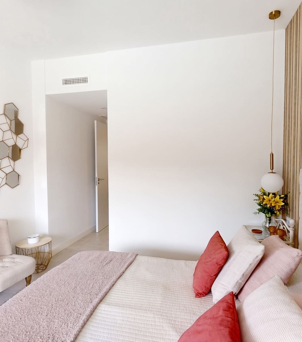 3 slaapkamer Villa te koop in Mijas Costa met zwembad garage - € 945.000 (Ref: 10128368)