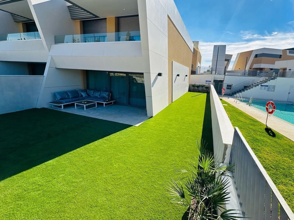 3 slaapkamer Villa te koop in Mijas Costa met zwembad garage - € 945.000 (Ref: 10128368)