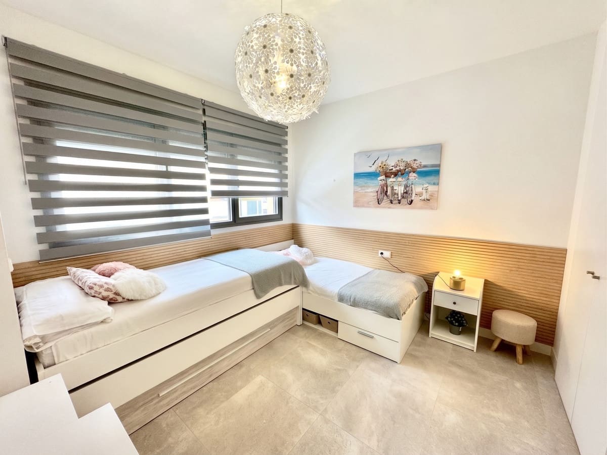 3 slaapkamer Villa te koop in Mijas Costa met zwembad garage - € 945.000 (Ref: 10128368)