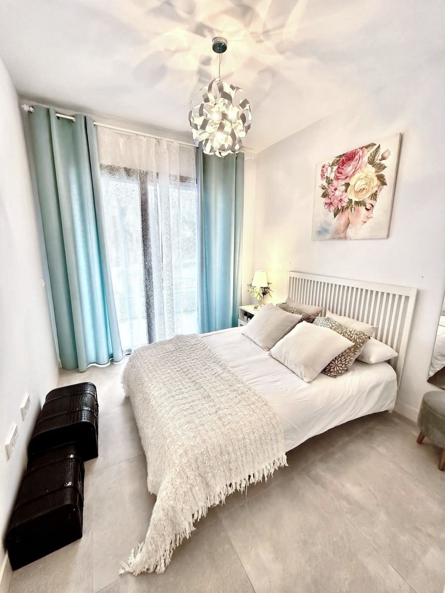 3 slaapkamer Villa te koop in Mijas Costa met zwembad garage - € 945.000 (Ref: 10128368)