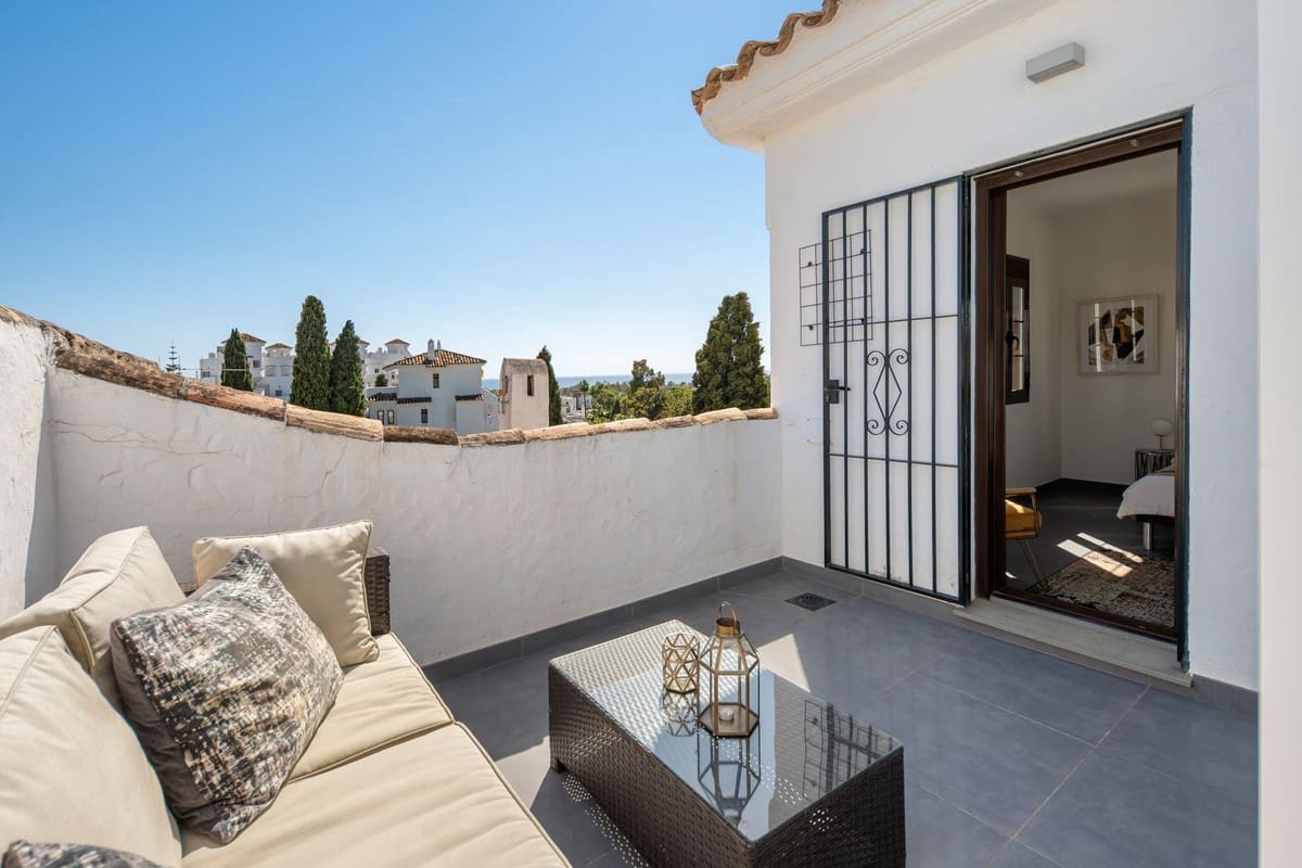 4 camera da letto Casa in vendita in Nueva Andalucia con piscina garage - 1.395.000 € (Rif: 10128379)