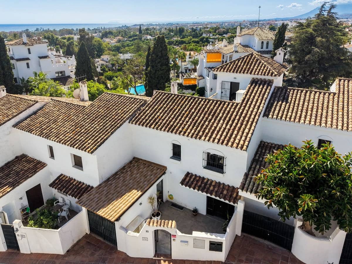4 camera da letto Casa in vendita in Nueva Andalucia con piscina garage - 1.395.000 € (Rif: 10128379)