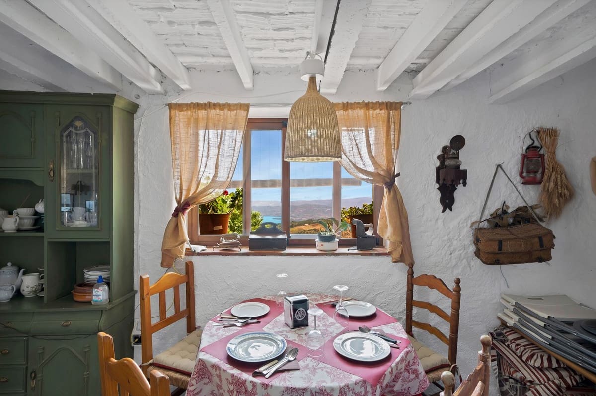 5 slaapkamer Finca/Landhuis te koop in Vinuela met zwembad garage - € 610.000 (Ref: 10128381)