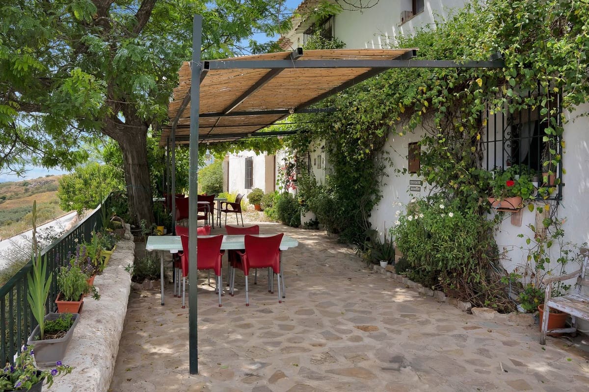 5 slaapkamer Finca/Landhuis te koop in Vinuela met zwembad garage - € 610.000 (Ref: 10128381)