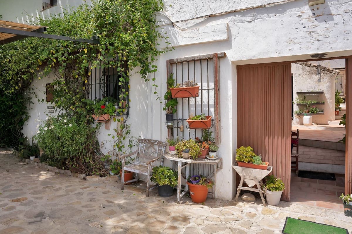 5 slaapkamer Finca/Landhuis te koop in Vinuela met zwembad garage - € 610.000 (Ref: 10128381)