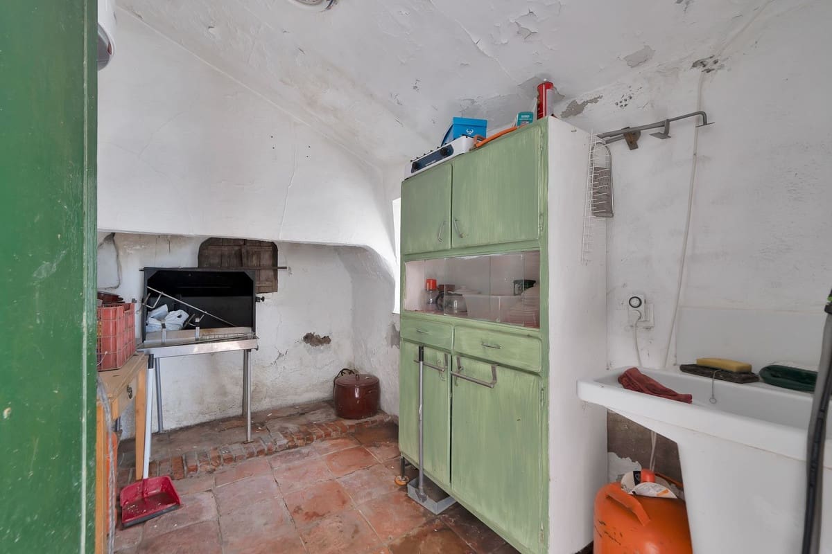 5 slaapkamer Finca/Landhuis te koop in Vinuela met zwembad garage - € 610.000 (Ref: 10128381)