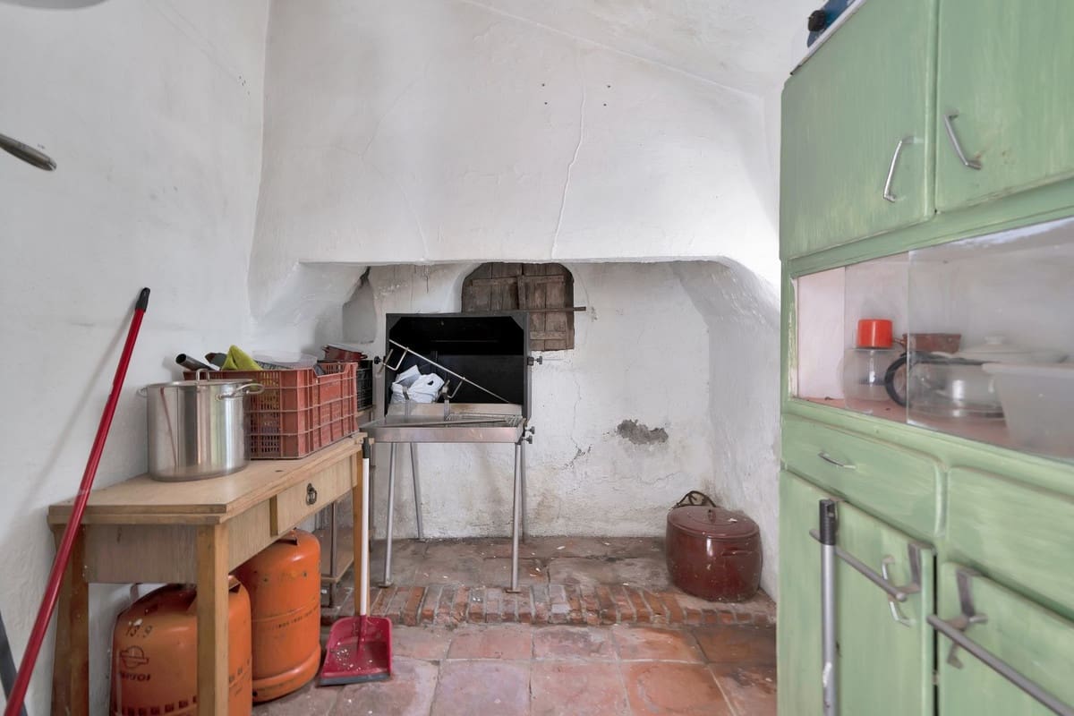 5 slaapkamer Finca/Landhuis te koop in Vinuela met zwembad garage - € 610.000 (Ref: 10128381)