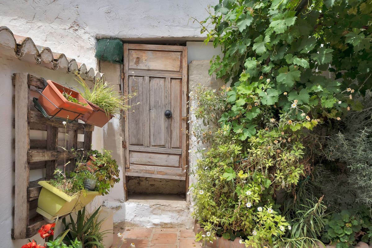5 slaapkamer Finca/Landhuis te koop in Vinuela met zwembad garage - € 610.000 (Ref: 10128381)