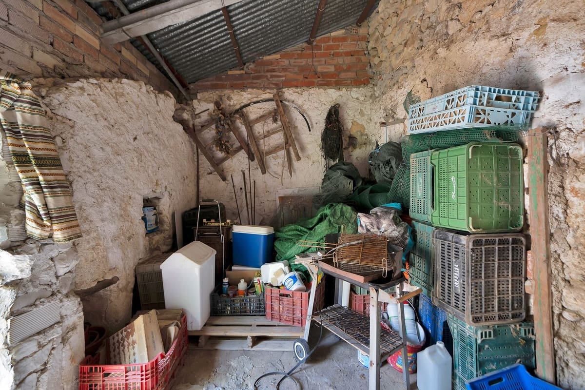 5 slaapkamer Finca/Landhuis te koop in Vinuela met zwembad garage - € 610.000 (Ref: 10128381)