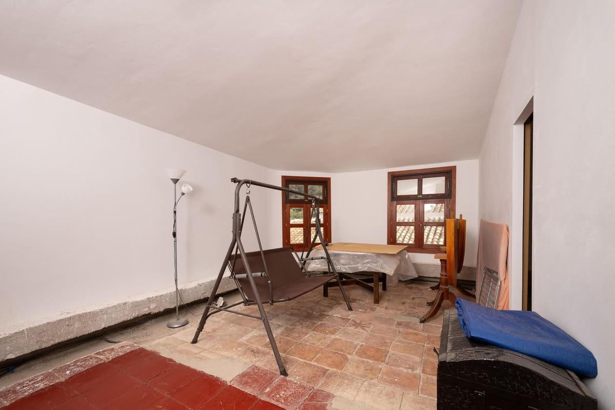 7 quarto Casa em Banda para venda em Tolox - 299 500 € (Ref: 10128385)