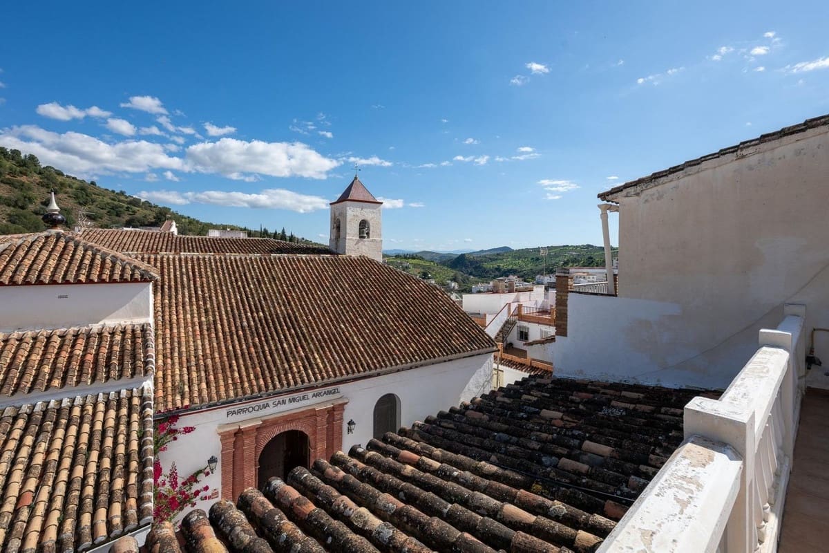 7 quarto Casa em Banda para venda em Tolox - 299 500 € (Ref: 10128385)