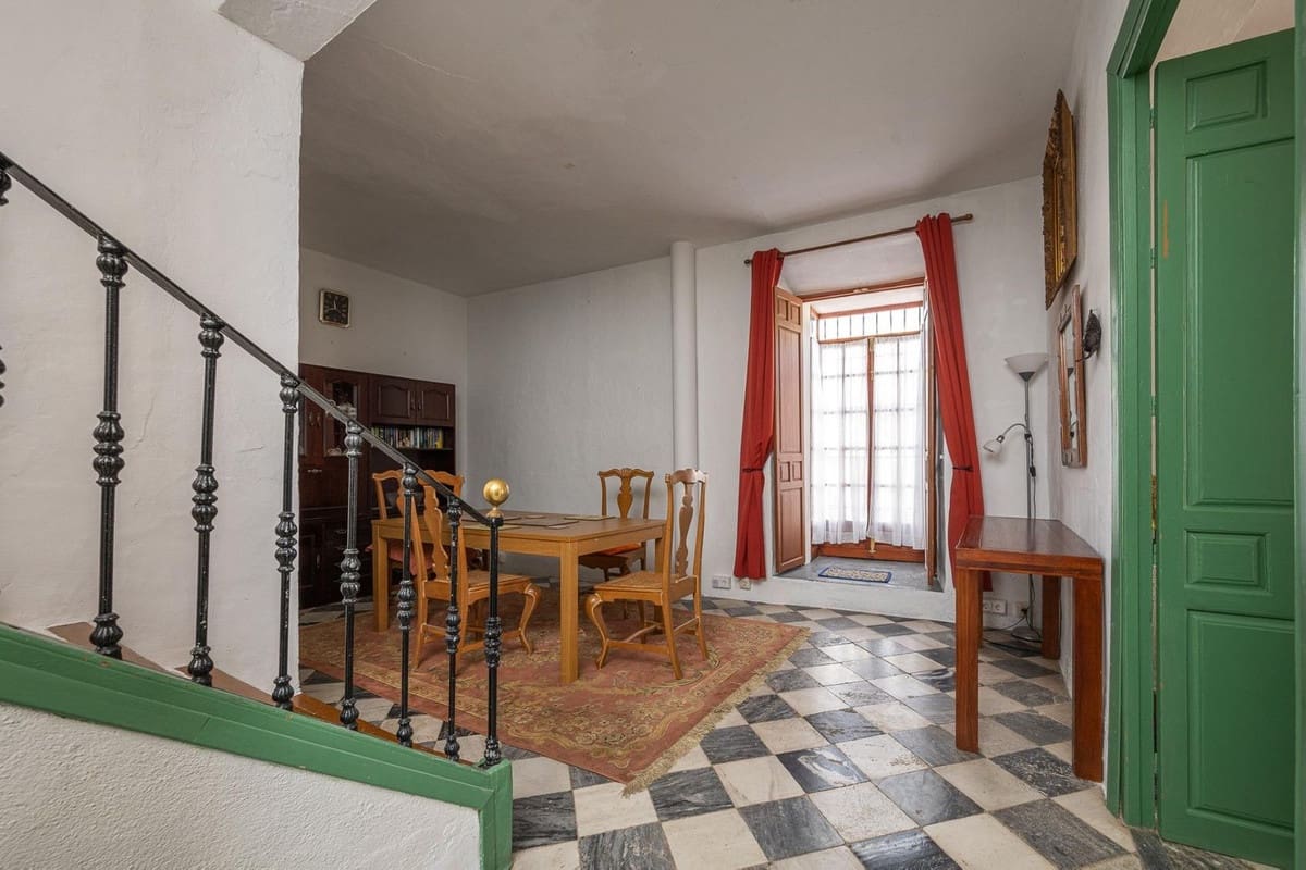 7 quarto Casa em Banda para venda em Tolox - 299 500 € (Ref: 10128385)