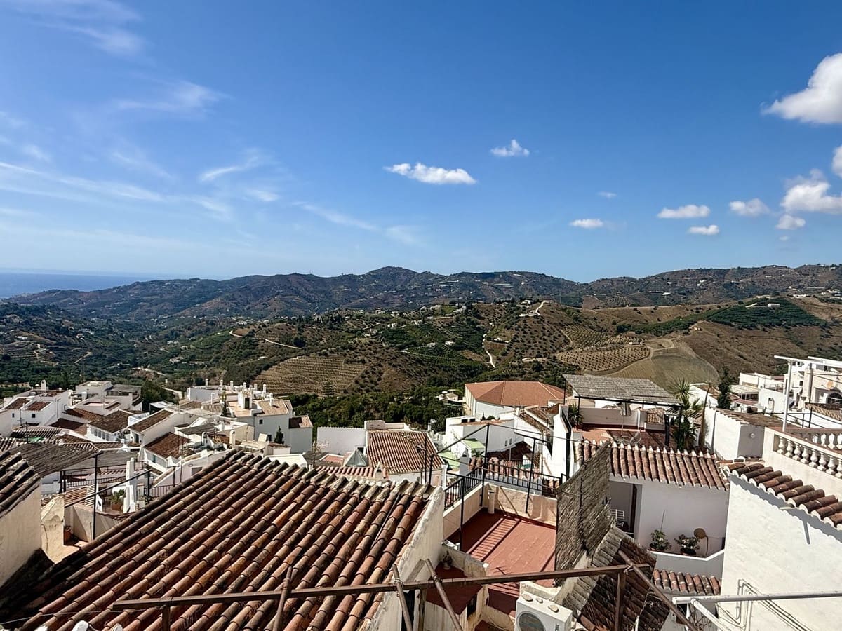 3 quarto Casa em Banda para venda em Frigiliana - 295 000 € (Ref: 10128390)