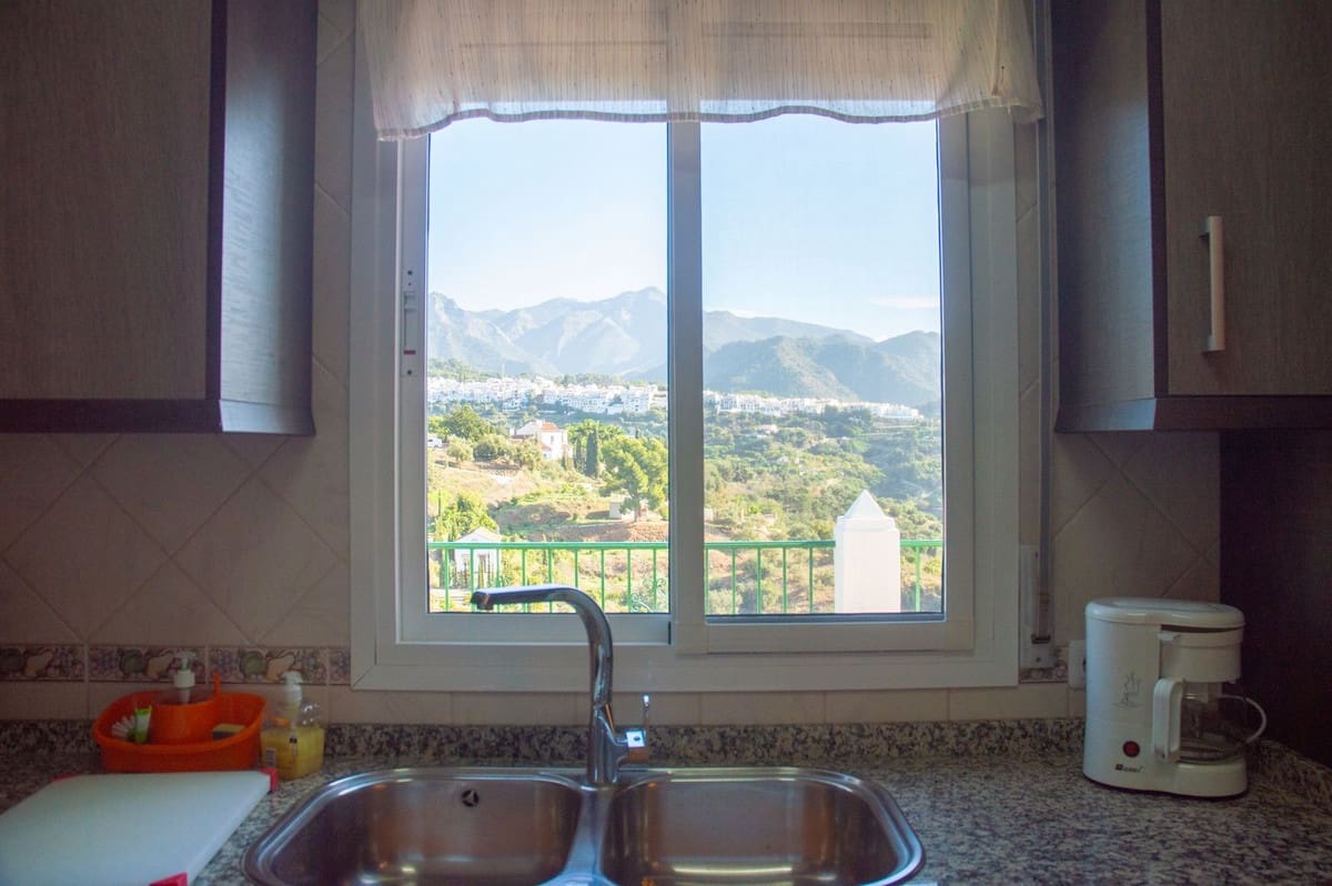 4 bedroom Villa for sale in Frigiliana with pool garage - € 960,000 (Ref: 10128393)