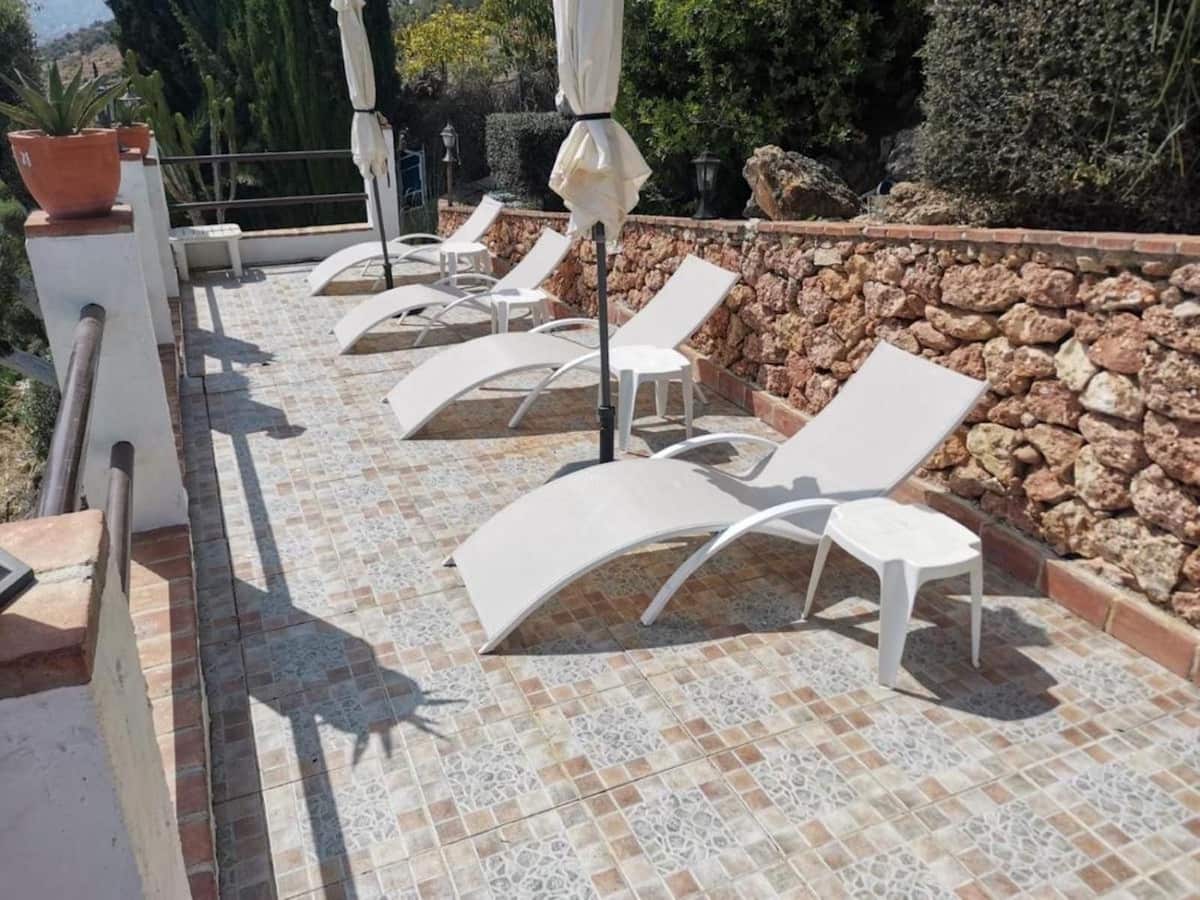 7 bedroom Villa for sale in Frigiliana with pool garage - € 1,200,000 (Ref: 10128394)
