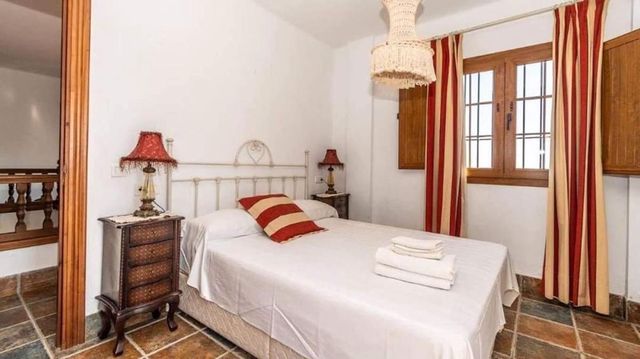 7 bedroom Villa for sale in Frigiliana with pool garage - € 1,200,000 (Ref: 10128394)