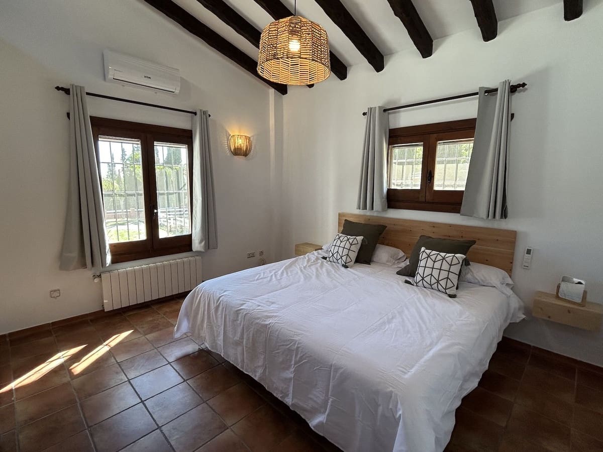 9 bedroom Villa for sale in Frigiliana with pool garage - € 3,200,000 (Ref: 10128395)