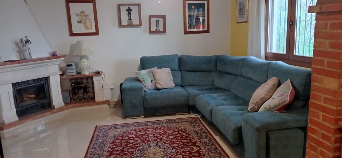 5 Zimmer Villa zu verkaufen in Iznate mit Pool Garage - 545.000 € (Ref: 10128396)