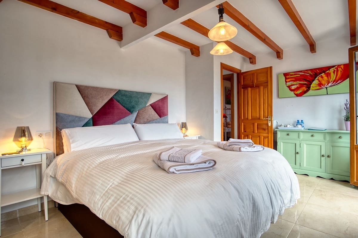 5 Zimmer Villa zu verkaufen in Iznate mit Pool Garage - 545.000 € (Ref: 10128396)