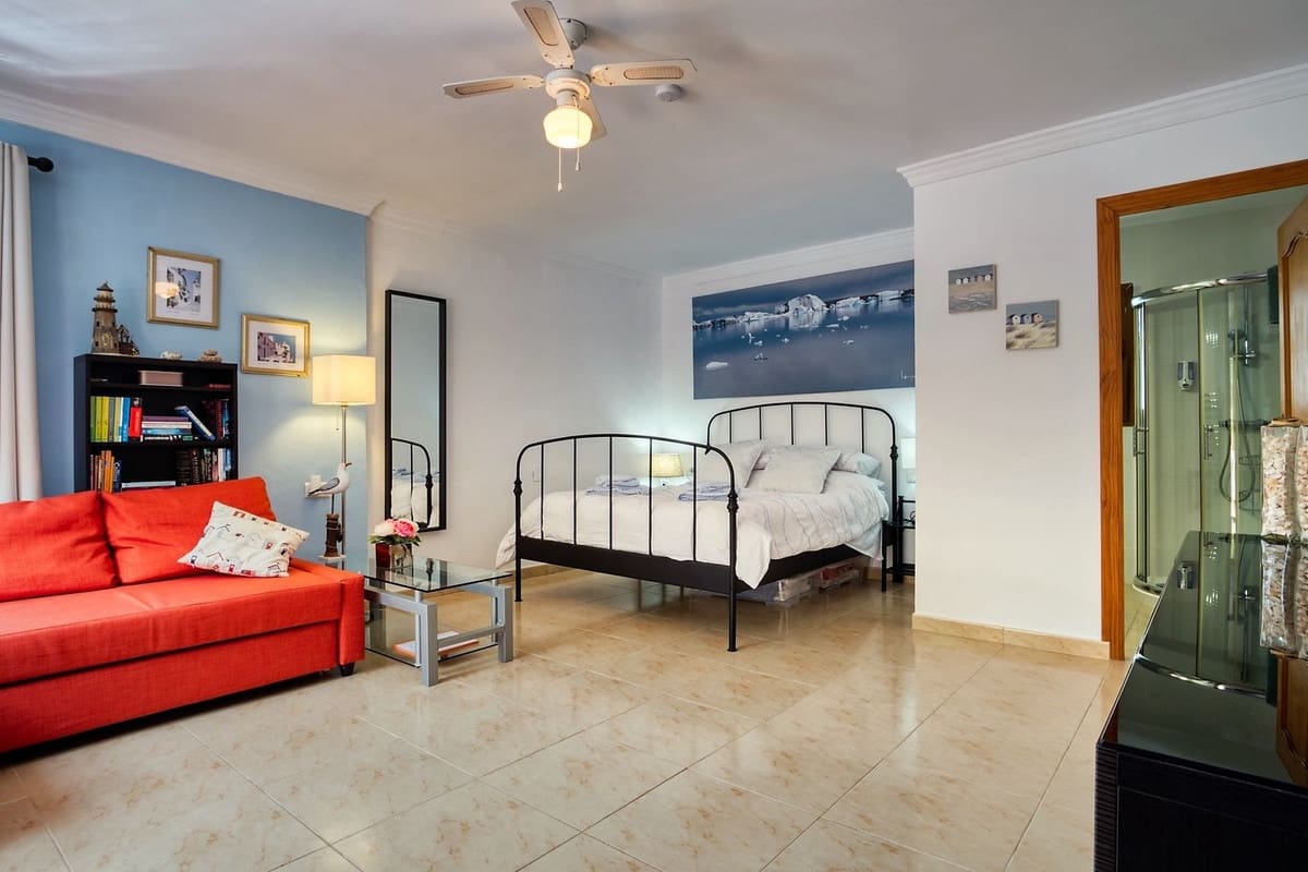 5 Zimmer Villa zu verkaufen in Iznate mit Pool Garage - 545.000 € (Ref: 10128396)
