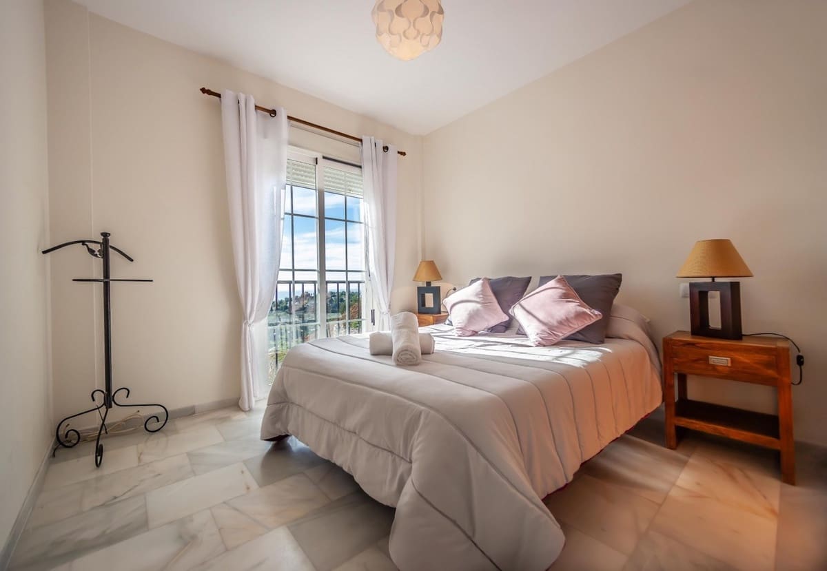 3 soveværelse Villa til salg i Frigiliana med swimmingpool garage - € 680.000 (Ref: 10128397)