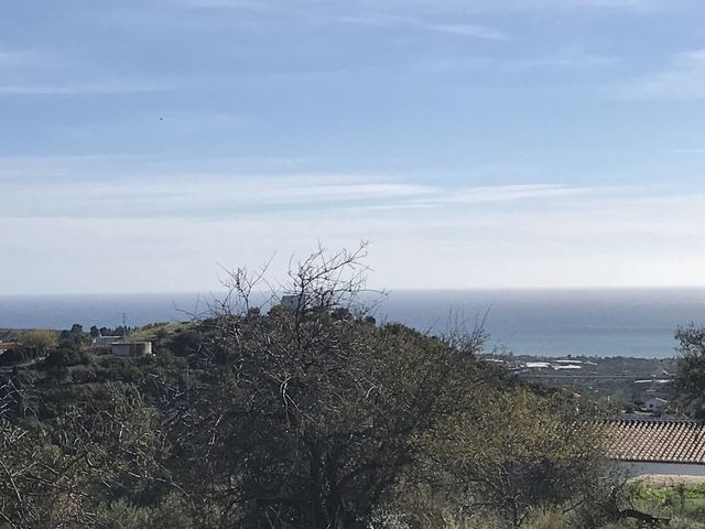 Finca/Casa Rural de 2 habitaciones en Frigiliana en venta - 200.000 € (Ref: 10128398)