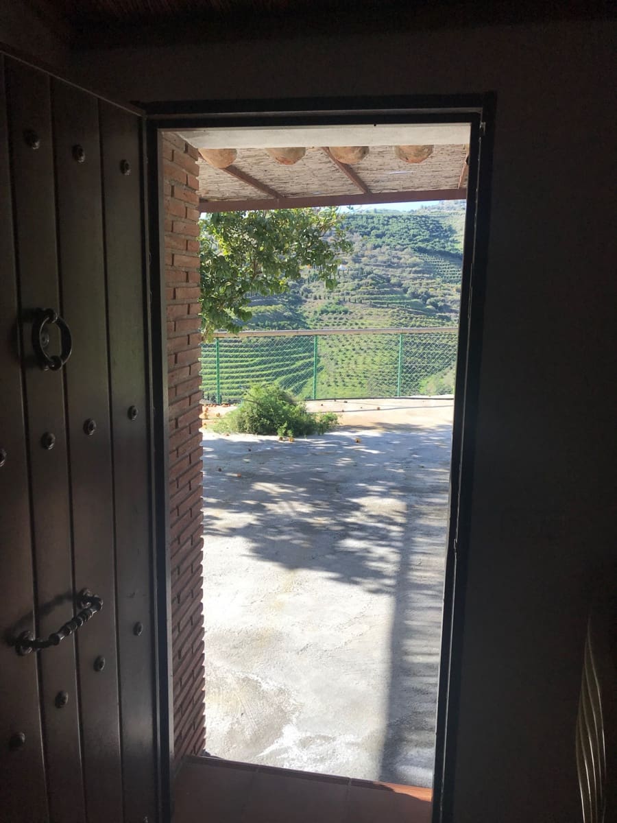 Finca/Casa Rural de 2 habitaciones en Frigiliana en venta - 200.000 € (Ref: 10128398)