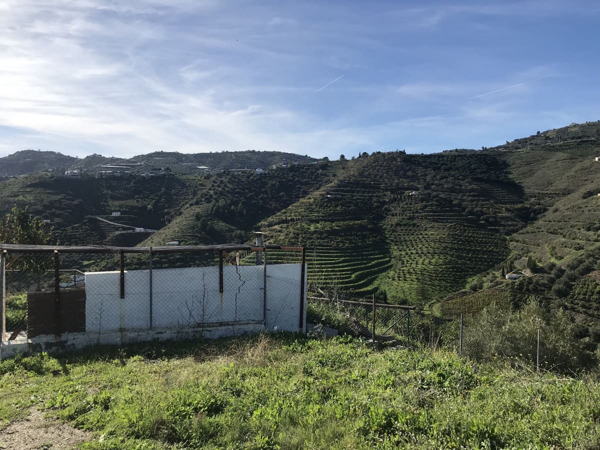Finca/Casa Rural de 2 habitaciones en Frigiliana en venta - 200.000 € (Ref: 10128398)