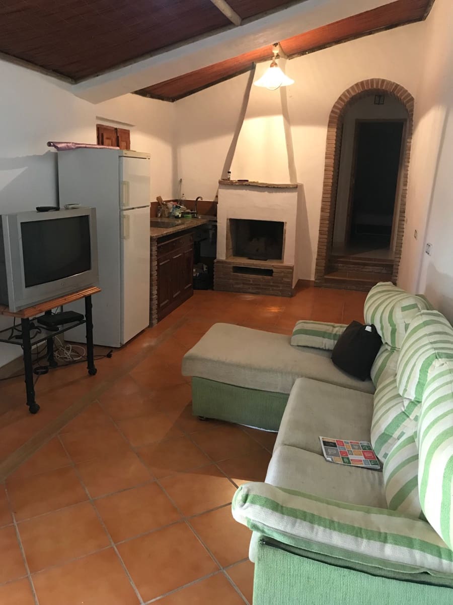 Finca/Casa Rural de 2 habitaciones en Frigiliana en venta - 200.000 € (Ref: 10128398)