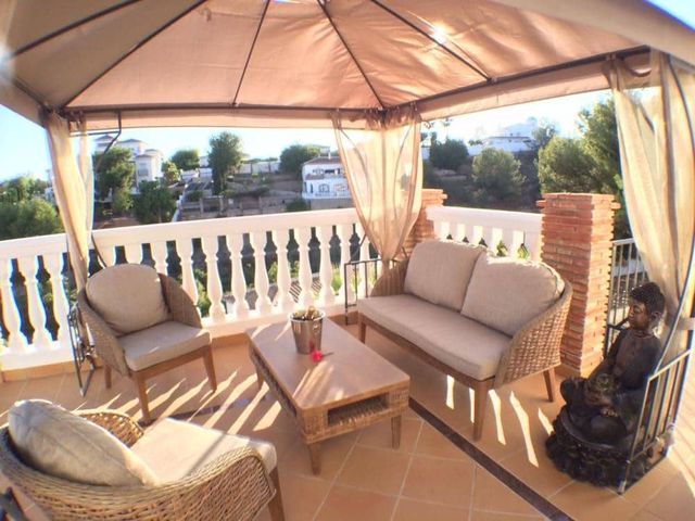 5 bedroom Villa for sale in Frigiliana with pool garage - € 1,299,000 (Ref: 10128399)