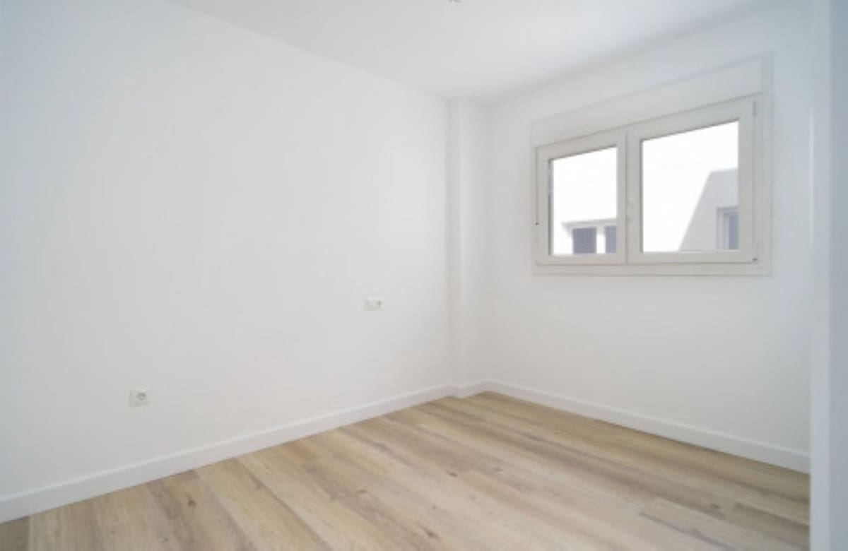 Apartamento de 3 habitaciones en Nueva Andalucia en venta con piscina garaje - 645.000 € (Ref: 10128404)