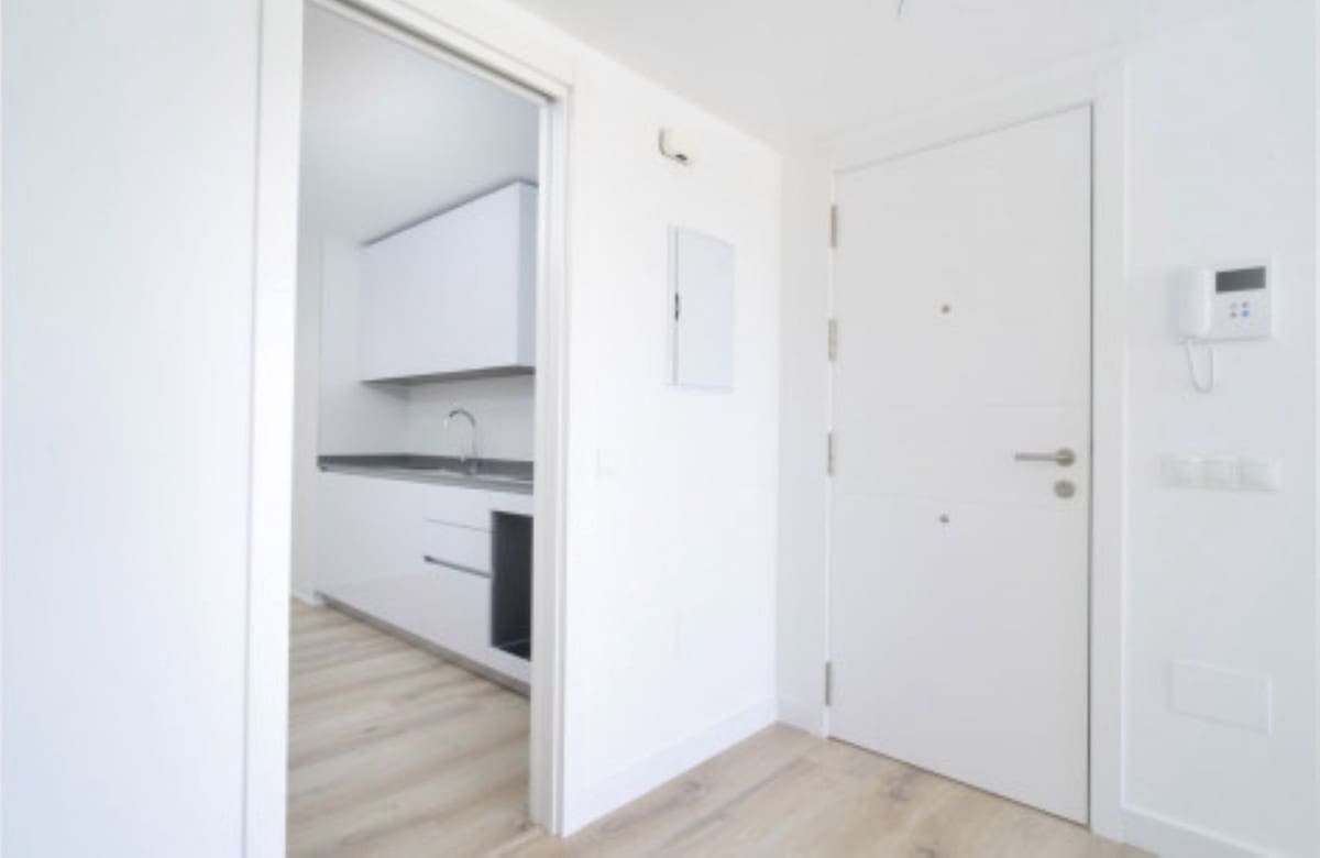 Apartamento de 3 habitaciones en Nueva Andalucia en venta con piscina garaje - 645.000 € (Ref: 10128404)