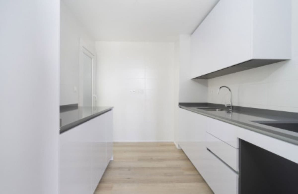 Apartamento de 3 habitaciones en Nueva Andalucia en venta con piscina garaje - 645.000 € (Ref: 10128404)