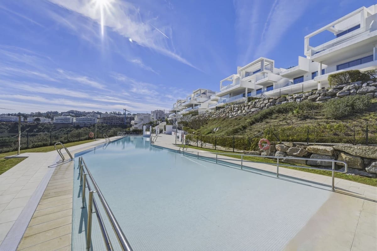 2 soveværelse Lejlighed til salg i Mijas med swimmingpool garage - € 570.000 (Ref: 10128406)