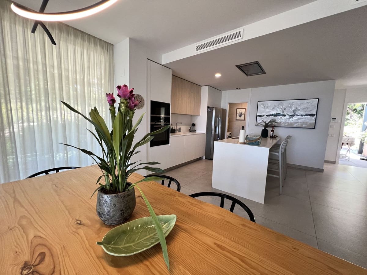 3 makuuhuone Huoneisto myytävänä paikassa Marbella mukana uima-altaan 
autotalli - 1 180 000 € (Ref: 10128407)