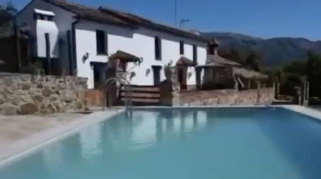 4 camera da letto Finca/Casa di Campagna in vendita in Cortes de la Frontera con piscina - 350.000 € (Rif: 10128409)