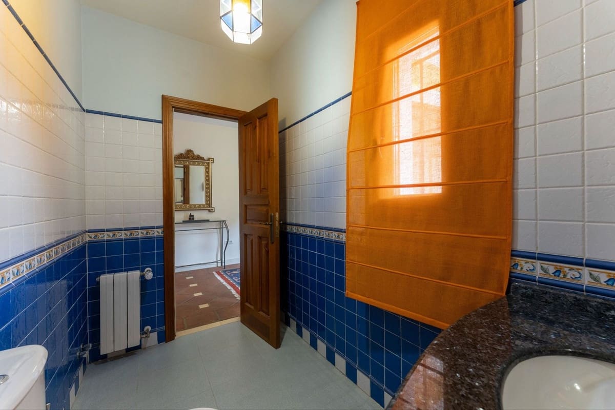 4 bedroom Finca/Country House for sale in Casarabonela with pool garage - € 595,000 (Ref: 10128412)