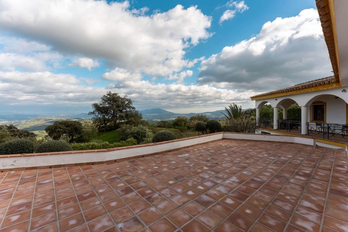 4 bedroom Finca/Country House for sale in Casarabonela with pool garage - € 595,000 (Ref: 10128412)