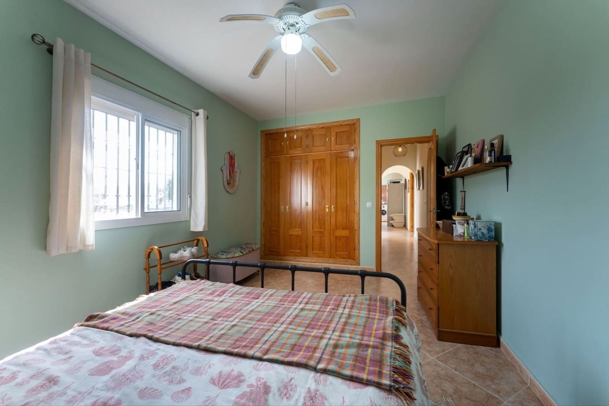 3 bedroom Finca/Country House for sale in Casarabonela with pool garage - € 355,000 (Ref: 10128413)