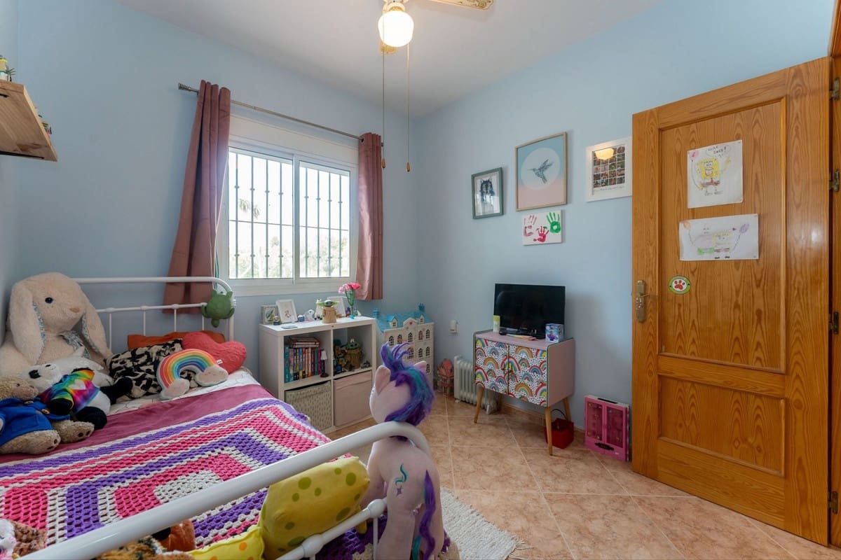 3 bedroom Finca/Country House for sale in Casarabonela with pool garage - € 355,000 (Ref: 10128413)