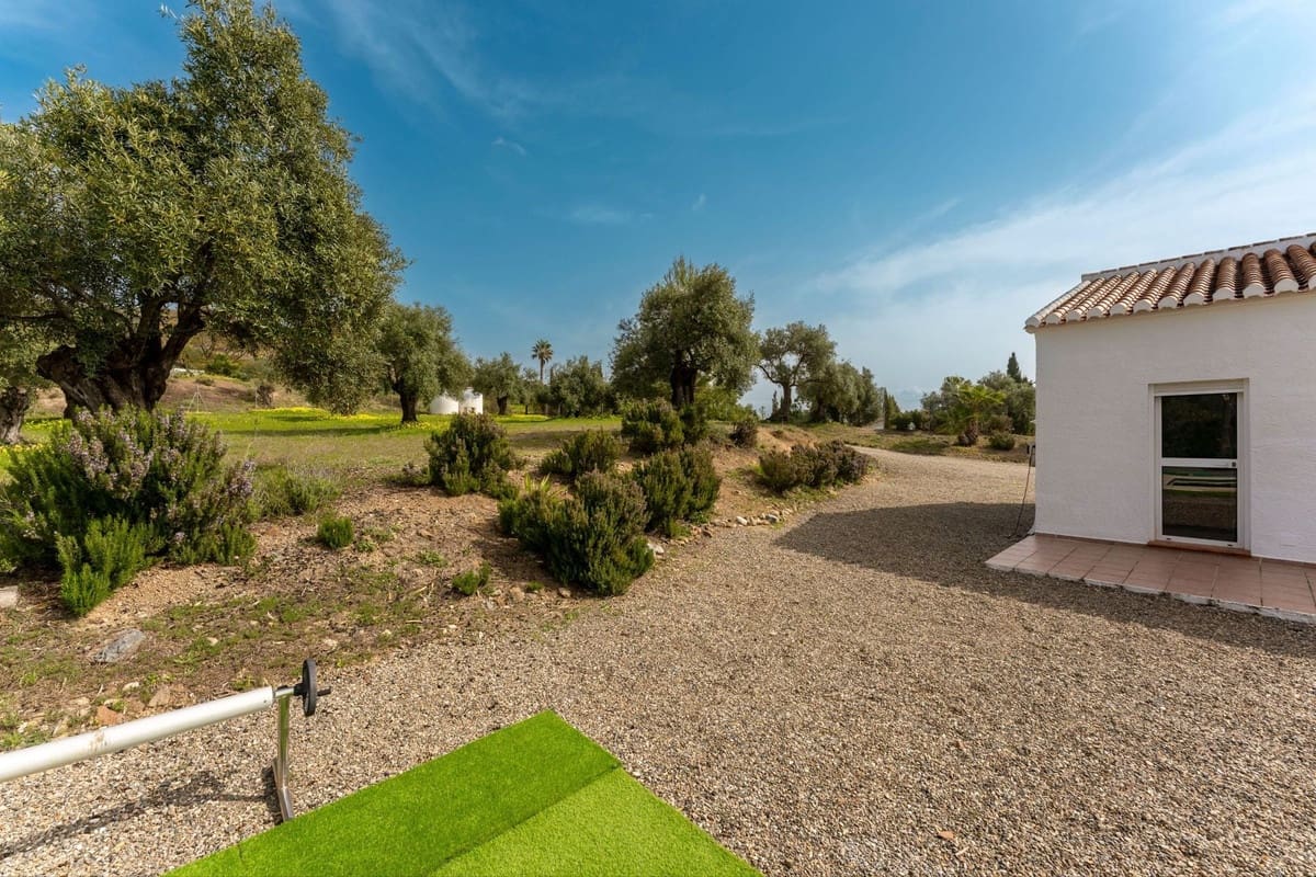 3 bedroom Finca/Country House for sale in Casarabonela with pool garage - € 355,000 (Ref: 10128413)