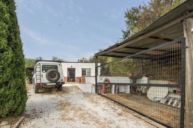 Finca/Casa Rural de 2 habitaciones en Iznate en venta con piscina garaje - 169.000 € (Ref: 10128416)