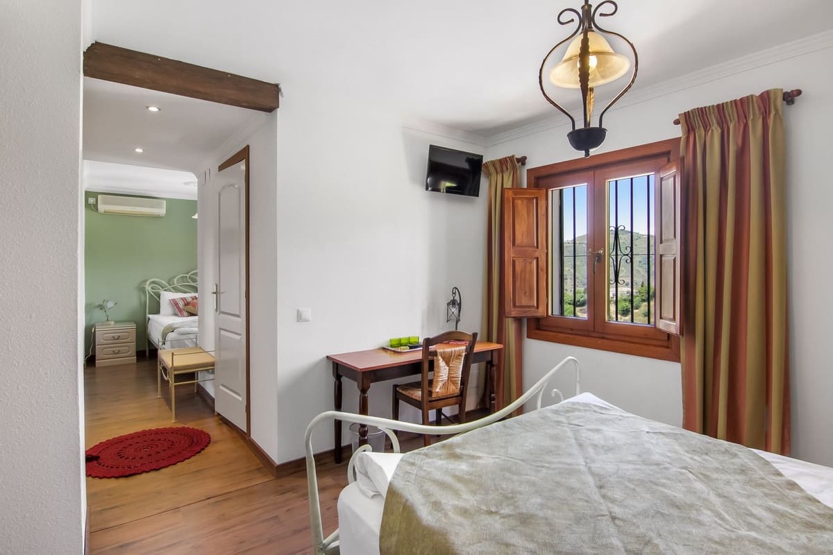 6 slaapkamer Finca/Landhuis te koop in Canillas de Albaida met zwembad garage - € 1.195.000 (Ref: 10128417)