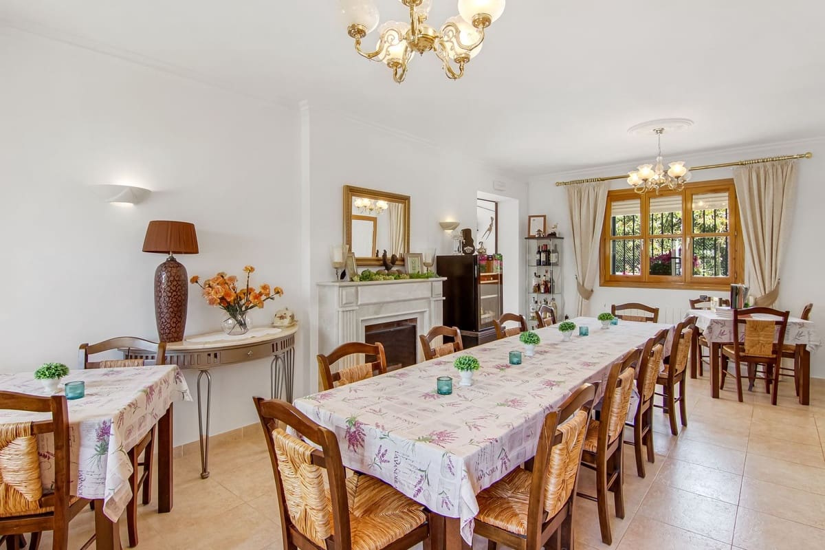 6 slaapkamer Finca/Landhuis te koop in Canillas de Albaida met zwembad garage - € 1.195.000 (Ref: 10128417)