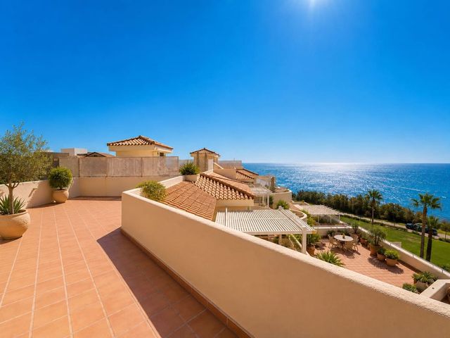 3 camera da letto Appartamento in vendita in Atalaya-Isdabe, Estepona con piscina - 699.000 € (Rif: 10128420)