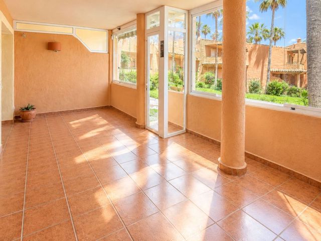 3 quarto Apartamento para venda em Atalaya-Isdabe, Estepona com piscina garagem - 449 000 € (Ref: 10128421)